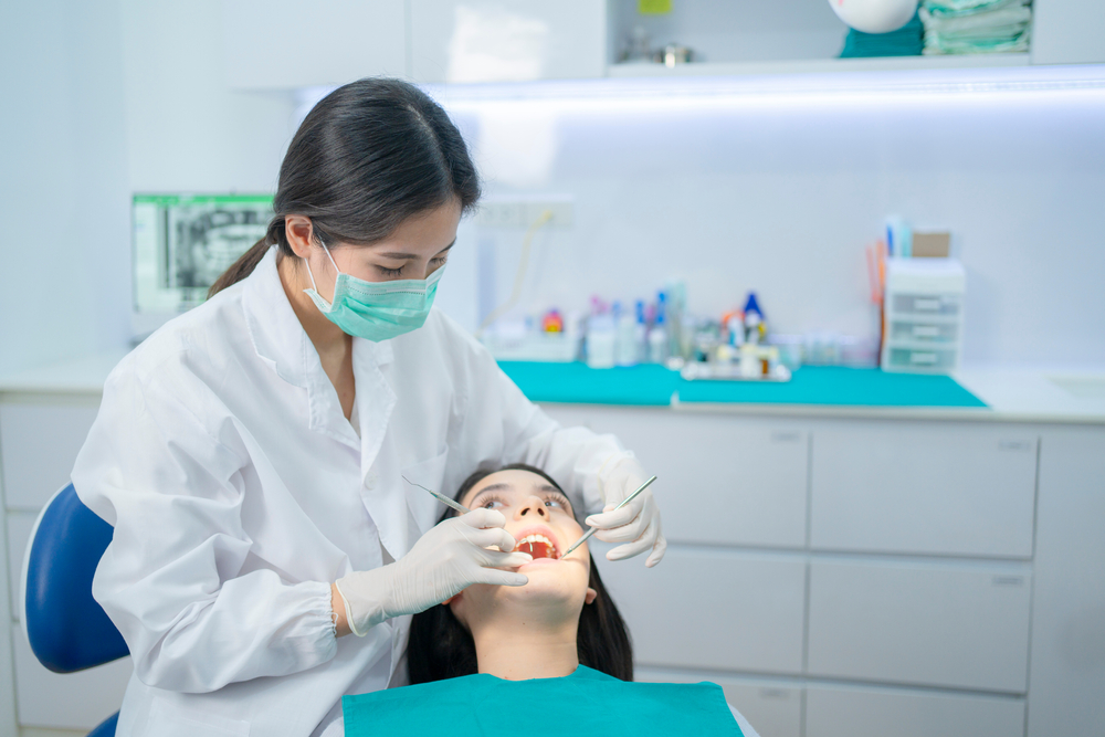 root canal vs. tooth extraction – which is right for you?